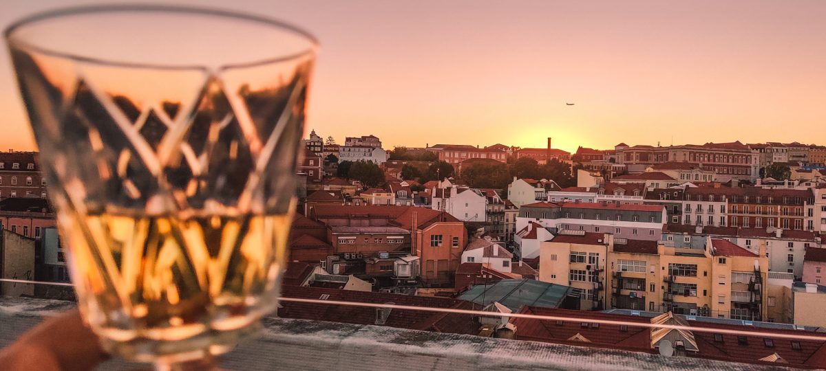 flatio digital nomad apartment lisbon